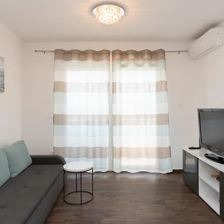 Luxury Lukas Appartamento *