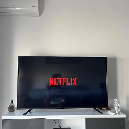 Luxury Lukas Pool & Parking Apartment Vodice