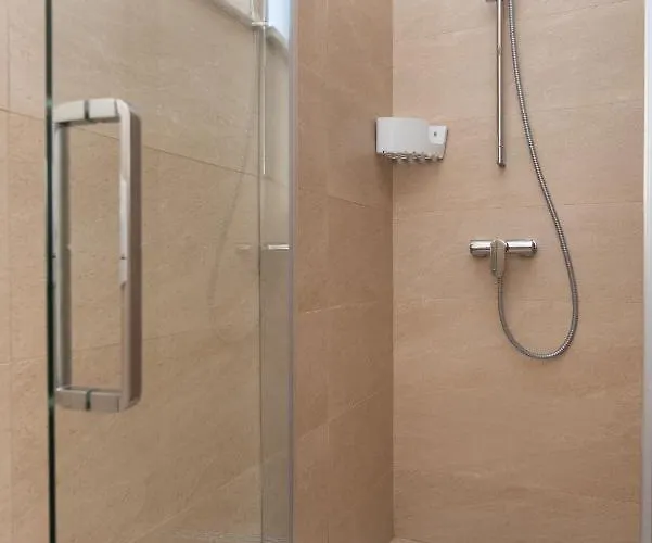 Luxury Lukas Pool & Parking Vodice