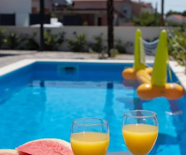 Luxury Lukas Pool & Parking Lägenhet Vodice